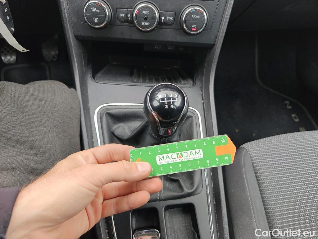  Seat  Leon SEAT León / 2016 / 5P / familiar ST 1.6 TDI 85kW (115CV) S&S Style Ed Nav #18