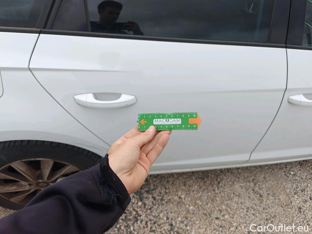  Seat  Leon SEAT León / 2016 / 5P / familiar ST 1.6 TDI 85kW (115CV) S&S Style Ed Nav #52