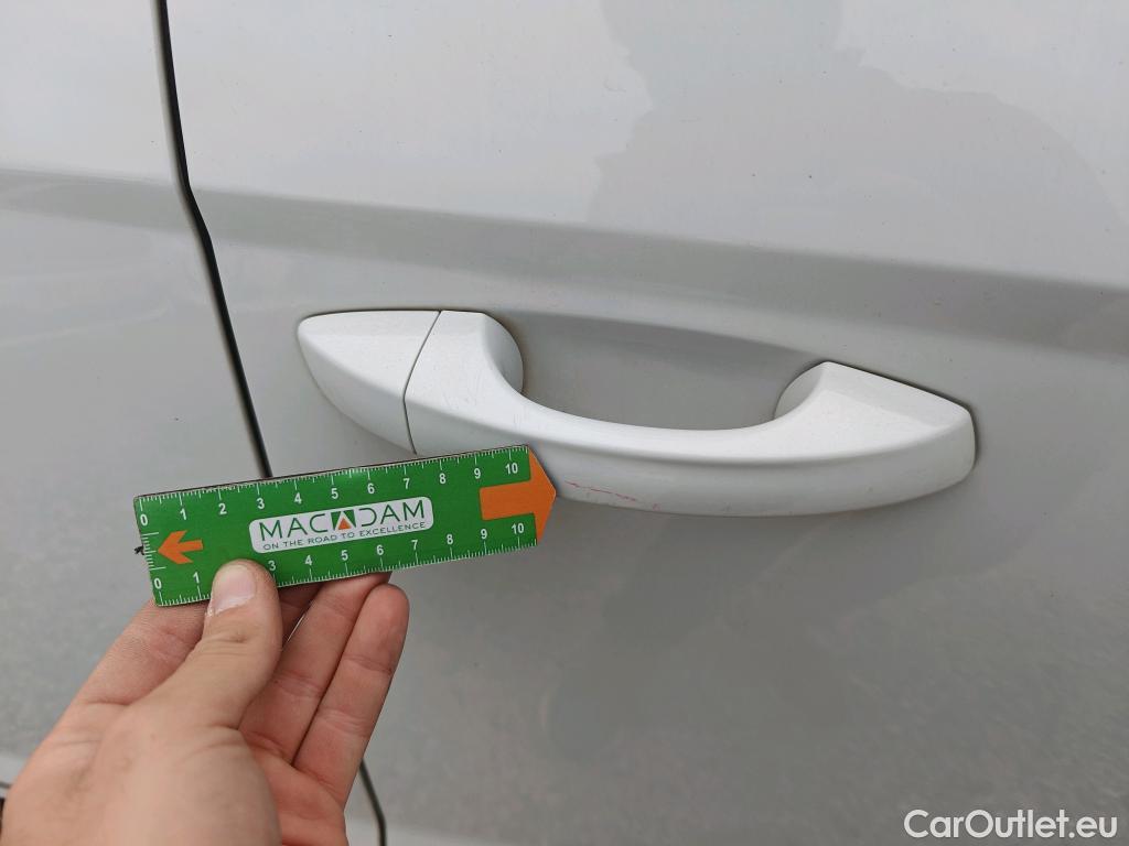  Seat  Leon SEAT León / 2016 / 5P / familiar ST 1.6 TDI 85kW (115CV) S&S Style Ed Nav #41