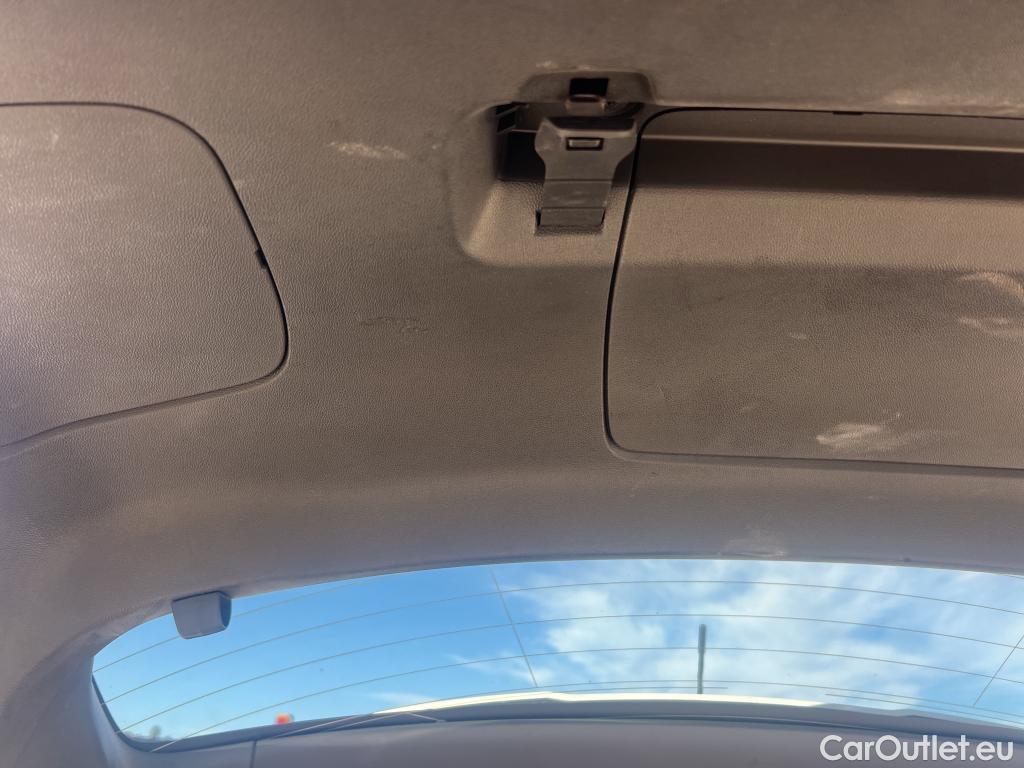  Opel   Grandland X OPEL Grandland / 2021 / 5P / todoterreno 1.5 CDTi Business Edition Auto #9