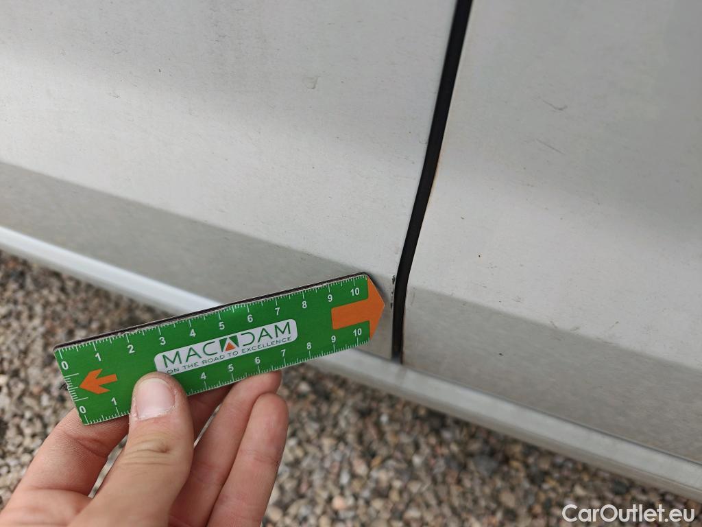  Seat  Leon SEAT León / 2016 / 5P / familiar ST 1.6 TDI 85kW (115CV) S&S Style Ed Nav #65