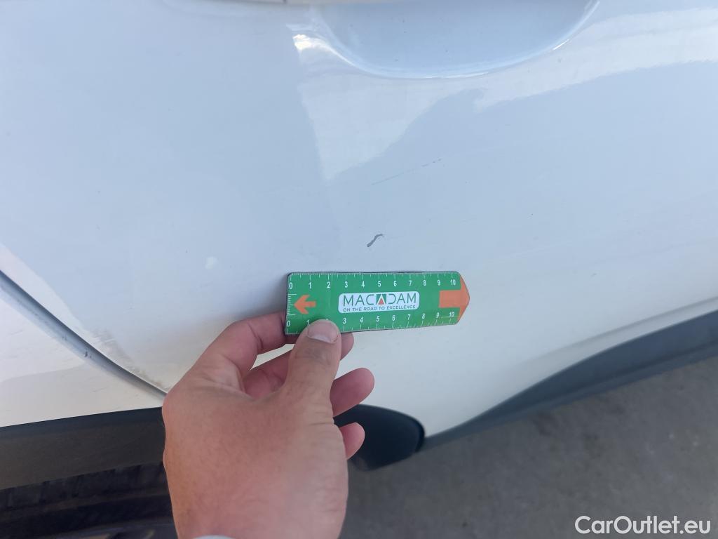  Opel   Grandland X OPEL Grandland / 2021 / 5P / todoterreno 1.5 CDTi Business Edition Auto #8