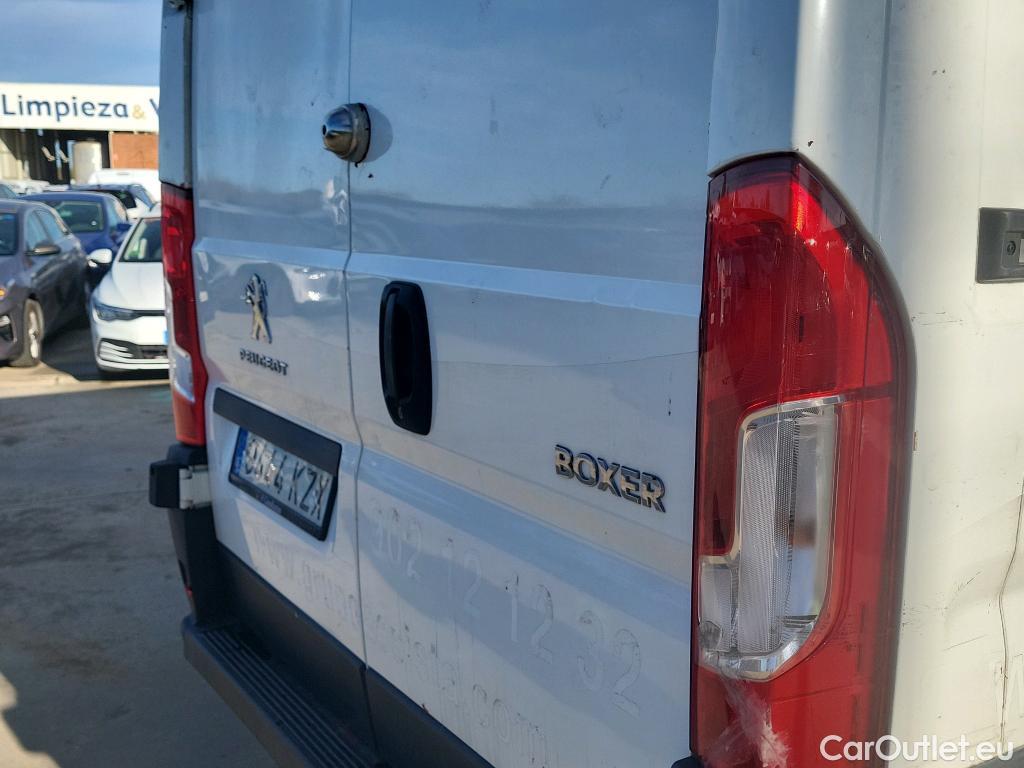  Peugeot  Boxer PEUGEOT  / 2014 / 4P / furgón 330 L1H1 BlueHDi 81KW (110CV) #17