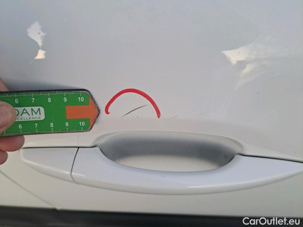  Citroen  C3 CITROEN  / 2020 / 5P / berlina con portón PureTech 60KW (83CV) Feel Pack #16