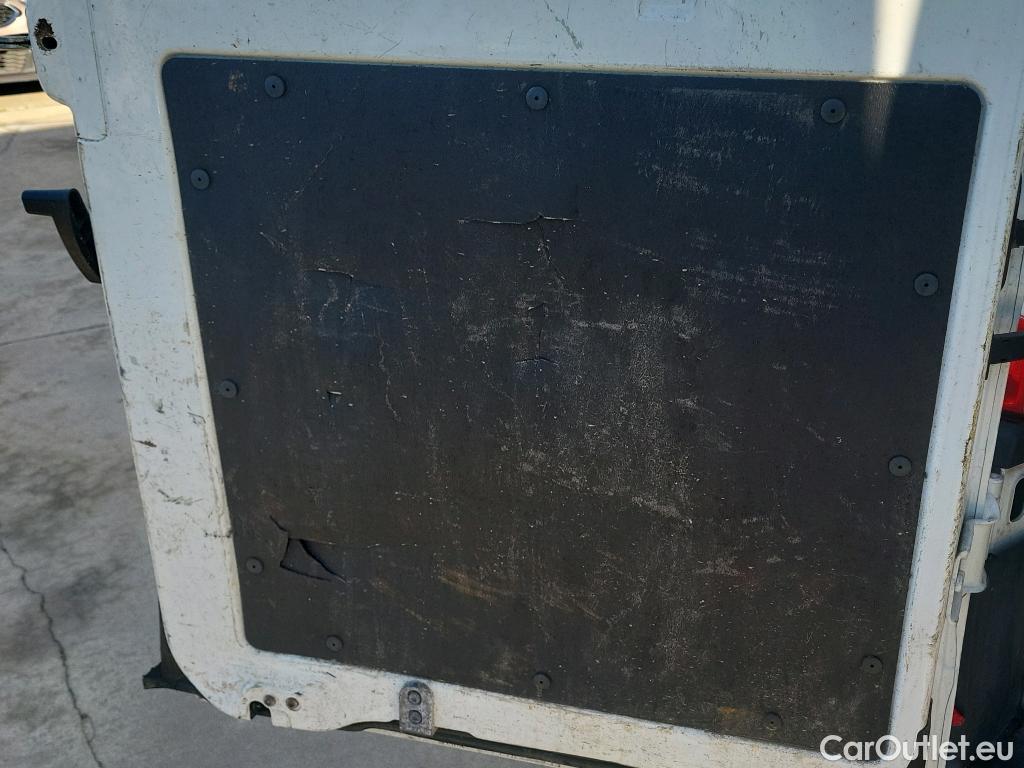  Peugeot  Boxer PEUGEOT  / 2014 / 4P / furgón 330 L1H1 BlueHDi 81KW (110CV) #29