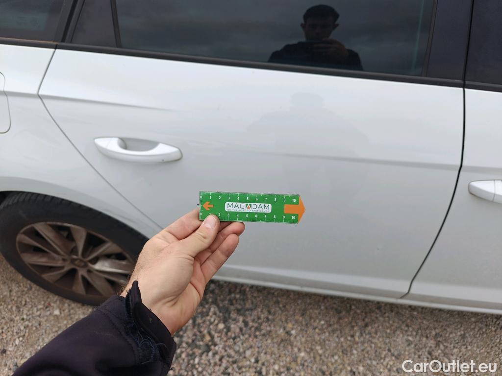  Seat  Leon SEAT León / 2016 / 5P / familiar ST 1.6 TDI 85kW (115CV) S&S Style Ed Nav #54