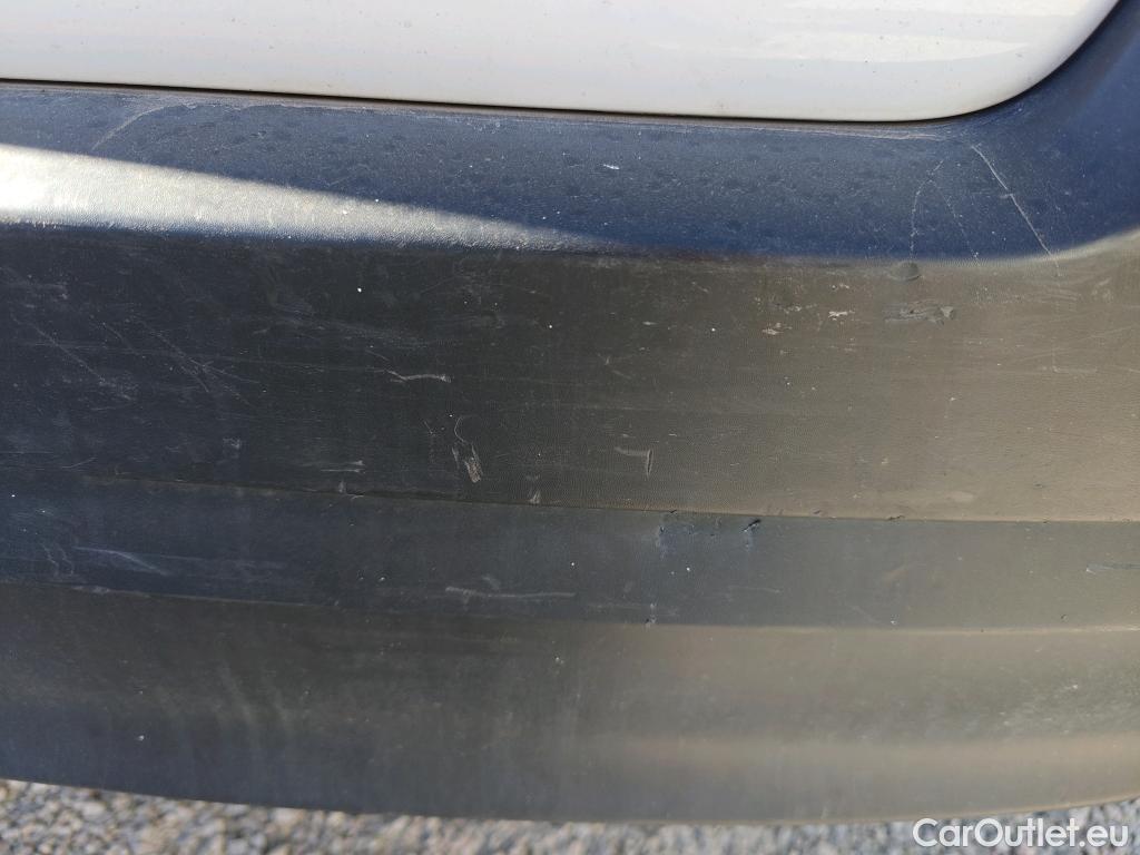  Citroen  C3 CITROEN  / 2016 / 5P / berlina con portón BlueHDi 73KW (100CV) S&S FEEL #34