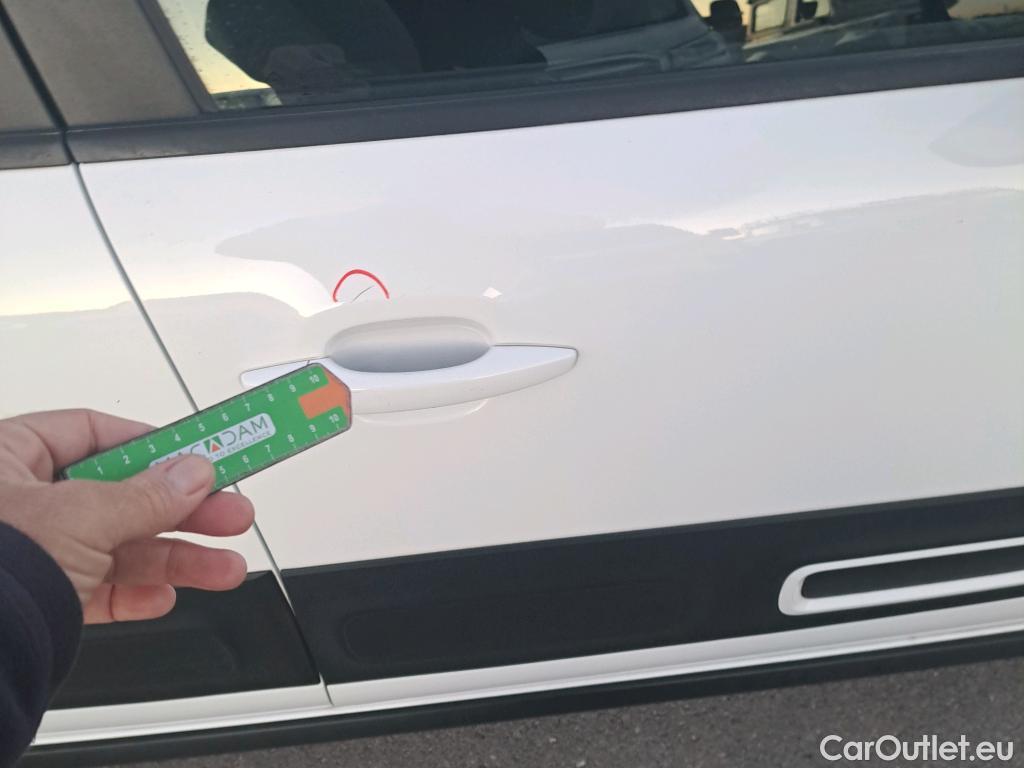  Citroen  C3 CITROEN  / 2020 / 5P / berlina con portón PureTech 60KW (83CV) Feel Pack #15