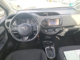  Toyota  Yaris TOYOTA  / 2017 / 5P / berlina con portón 1.5 100H Active #3