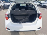  Toyota  Yaris TOYOTA  / 2017 / 5P / berlina con portón 1.5 100H Active #8