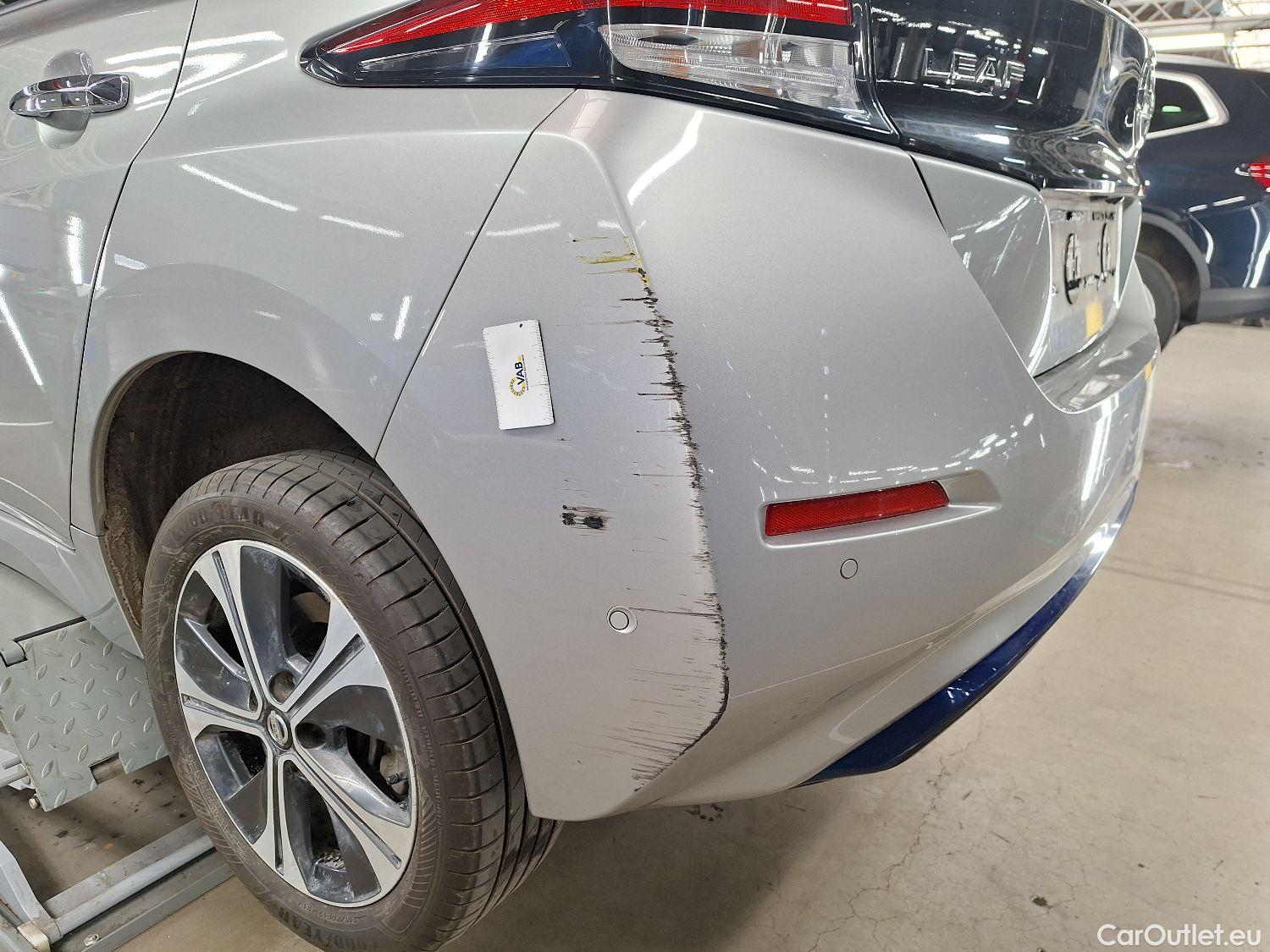  Nissan  Leaf Nissan,  '17 BEV, Nissan  Tekna 40kWh 5d #14