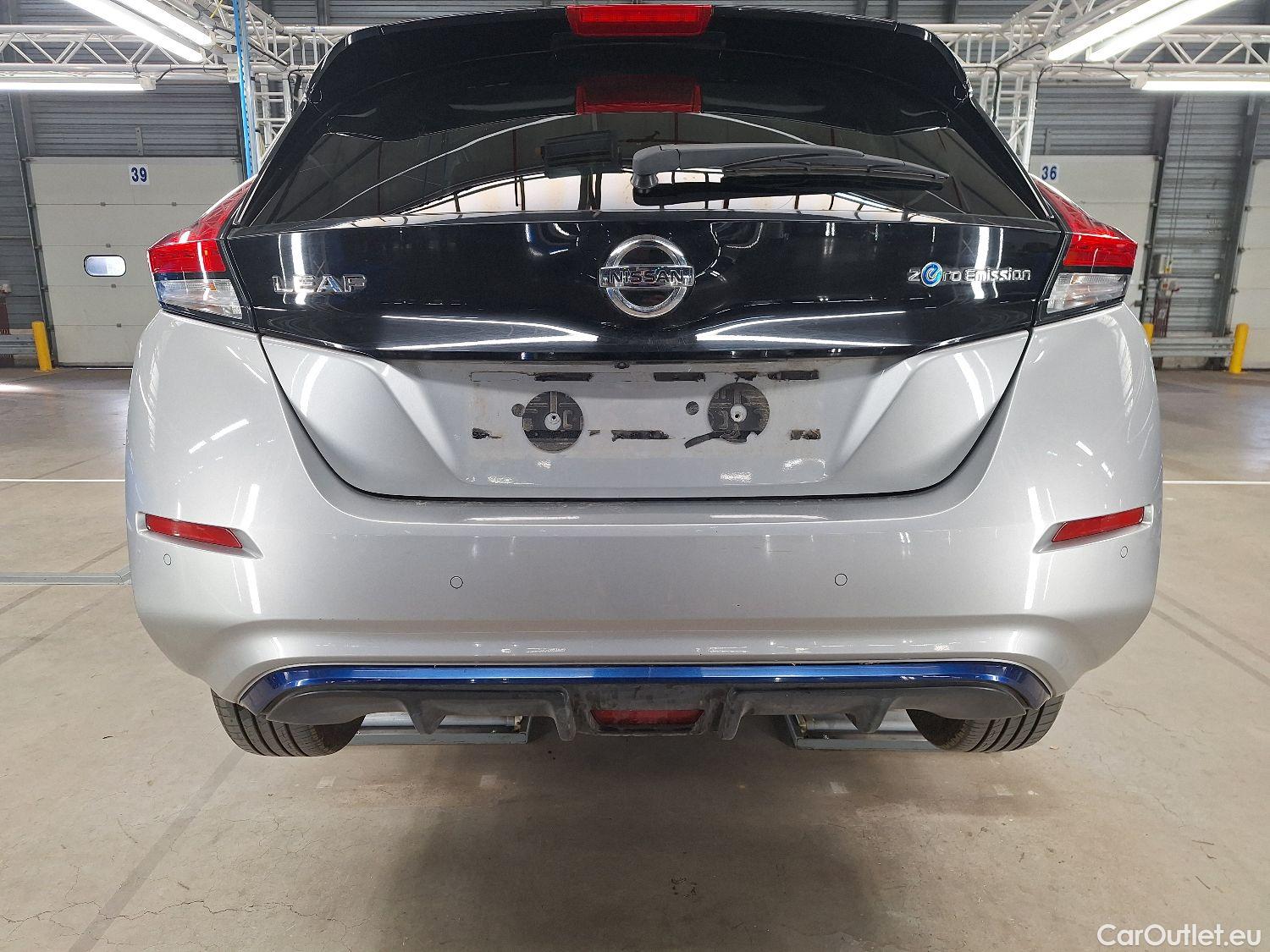  Nissan  Leaf Nissan,  '17 BEV, Nissan  Tekna 40kWh 5d #12