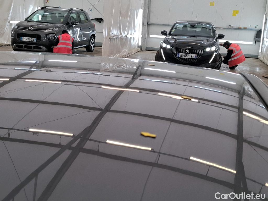  Mercedes  A-Klasse MERCEDES-BENZ Classe A Compact / 2018 / 5P / Berline A 180 d Business Line #4