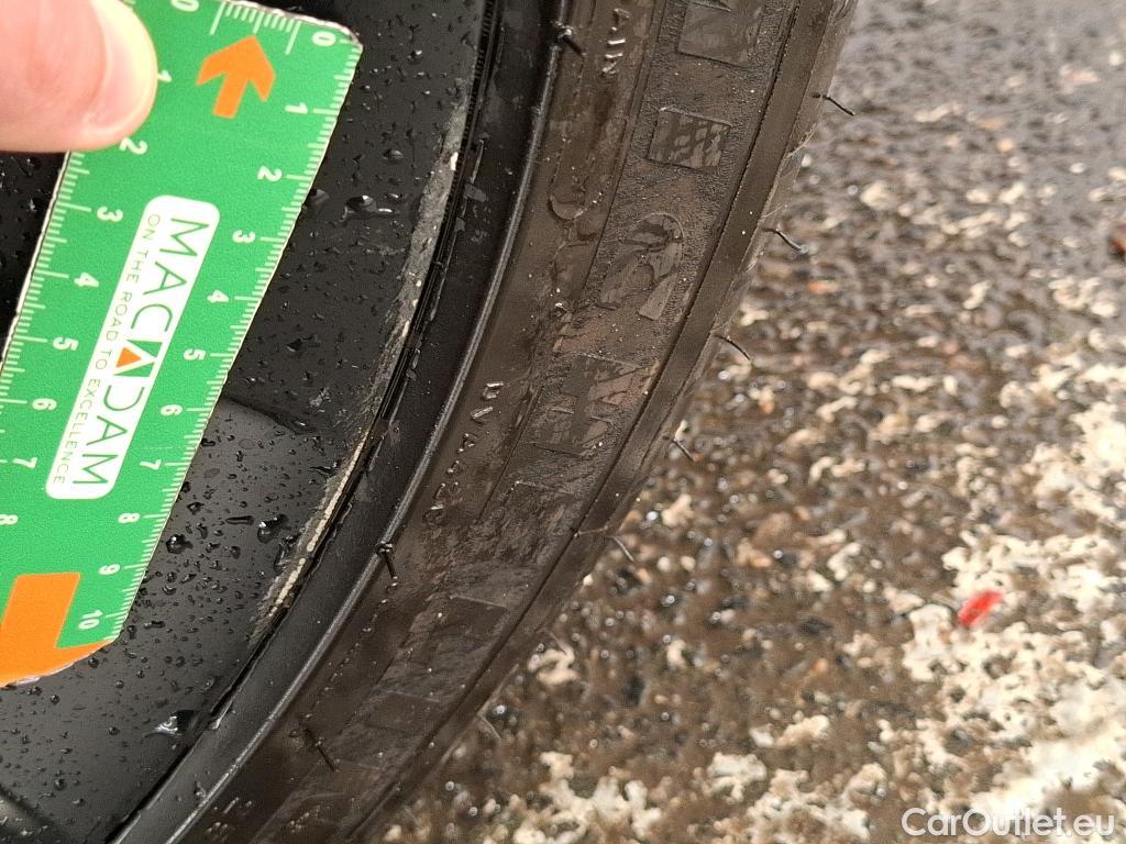  Tesla  Model Y TESLA  / 2020 / 5P / SUV Grand Autonomie Dual Motor AWD #15