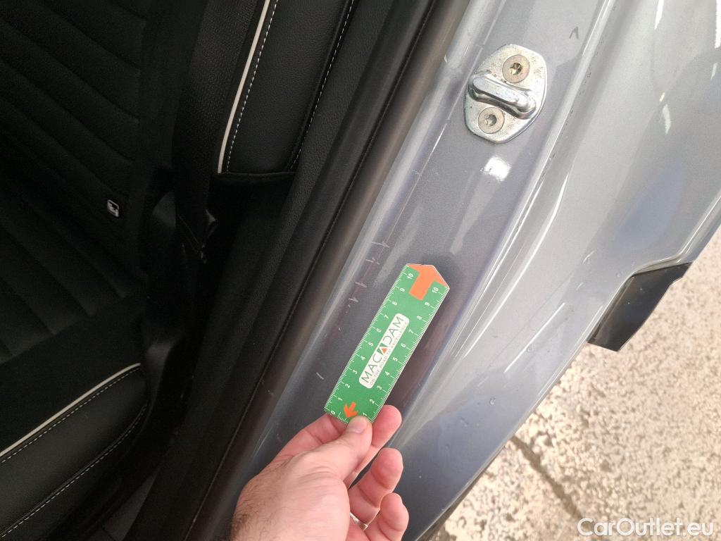  KIA  Sportage KIA  / 2021 / 5P / SUV 1.6 T-GDI 265 PHEV AUTO 4WD GT-LINE PREM #7