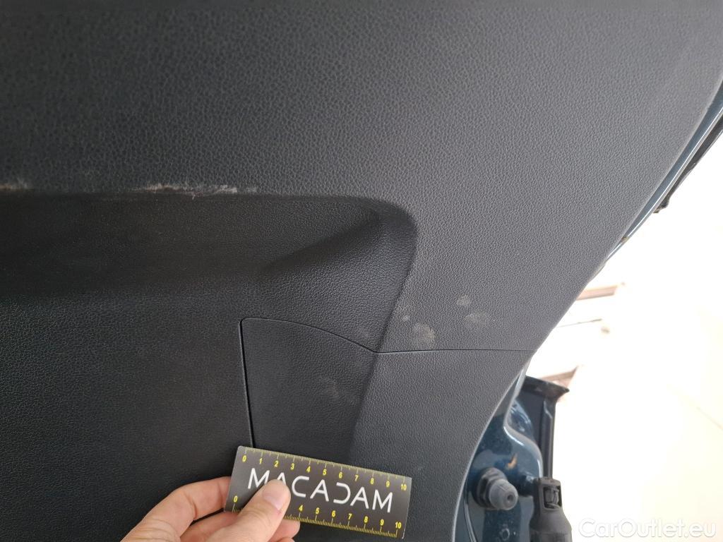  Volkswagen  Tiguan VOLKSWAGEN  / 2020 / 5P / SUV 1.5 TSI 150 DSG7 R-Line #10