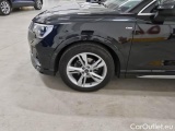  Audi  Q3 AUDI  / 2018 / 5P / SUV 35 TDI S TRONIC S LINE EDITION #58