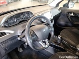  Peugeot  2008 PEUGEOT  / 2016 / 5P / CROSSOVER BLUEHDI 100 ACTIVE S/S #162