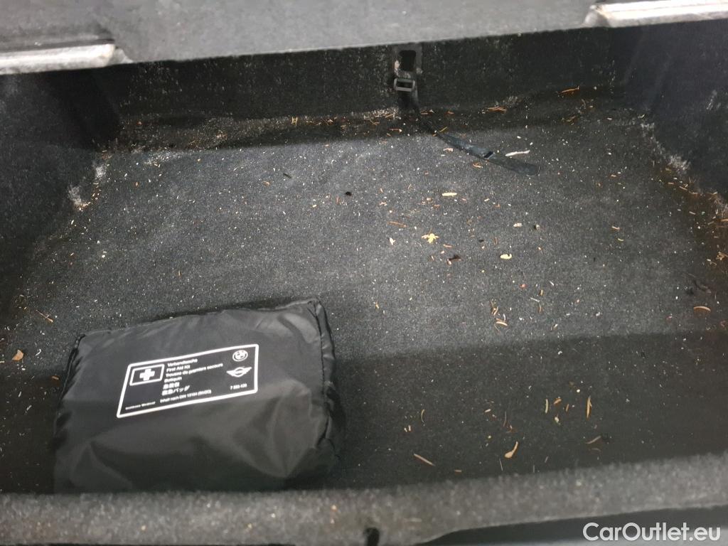  Bmw  X1 Série  sDrive 18 i M Sport 1.5 140CV BVA7 E6dT #27