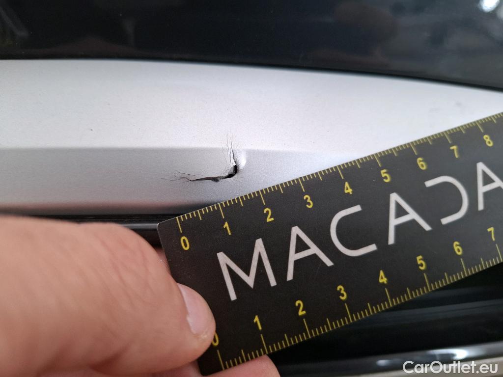  Audi  Q3 AUDI  / 2018 / 5P / SUV 35 TFSI 150 MHEV S TRONIC DESIGN LUXE #37