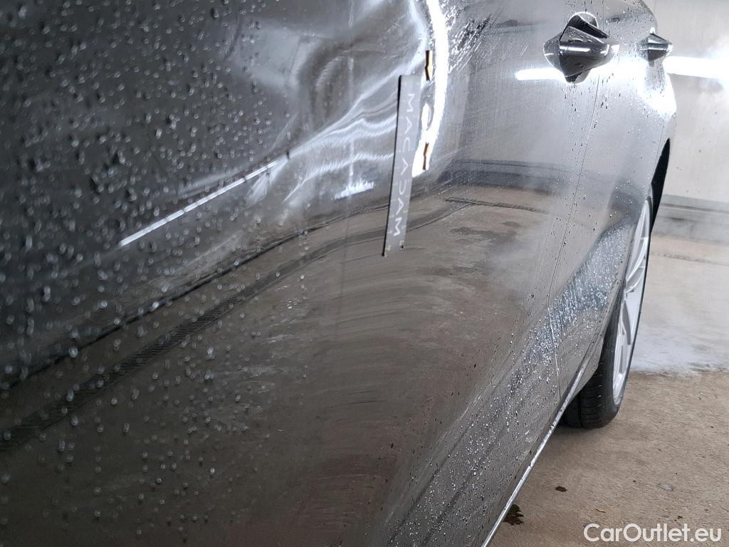  Audi  A3 AUDI  Sportback / 2020 / 5P / Berline 40 TFSI e 204 S Tronic Business Line #16