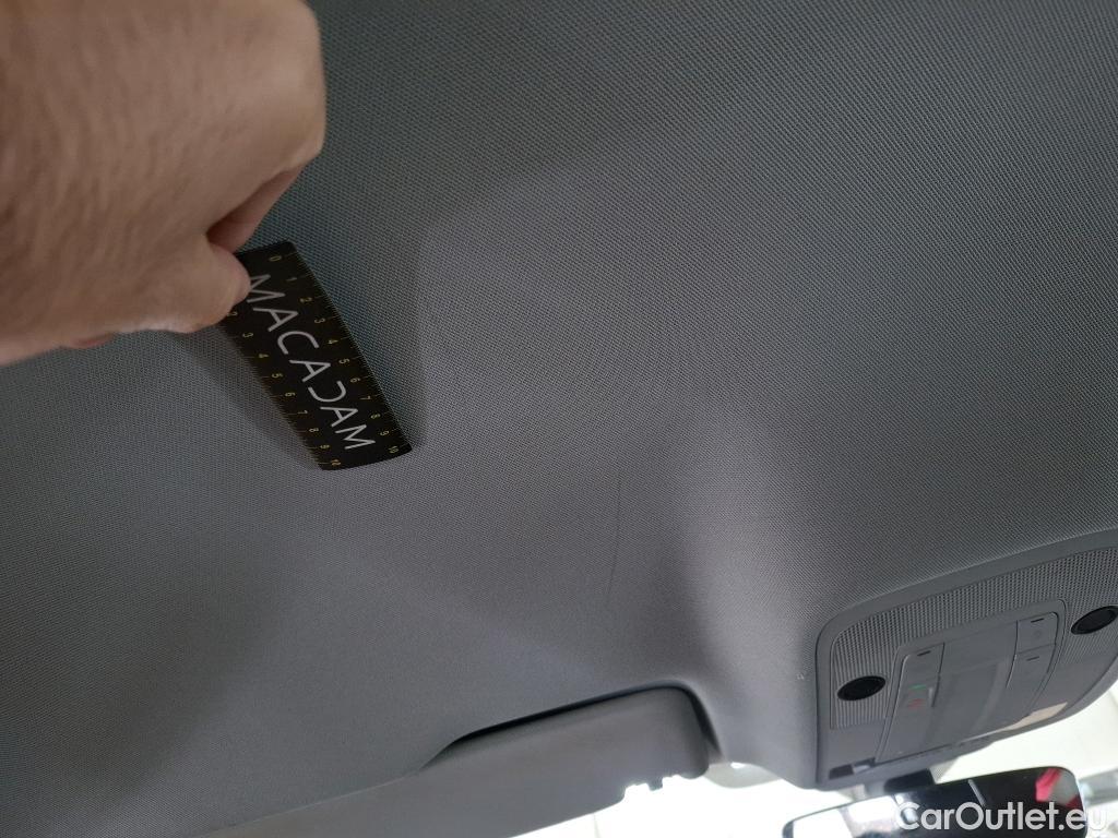  Audi  Q3 AUDI  / 2018 / 5P / SUV 35 TFSI 150 MHEV S TRONIC DESIGN LUXE #82