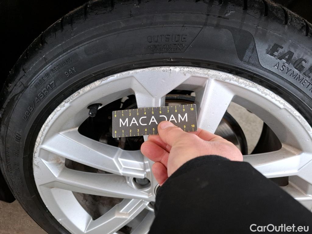  Audi  A3 AUDI  Sportback / 2020 / 5P / Berline 40 TFSI e 204 S Tronic Business Line #8