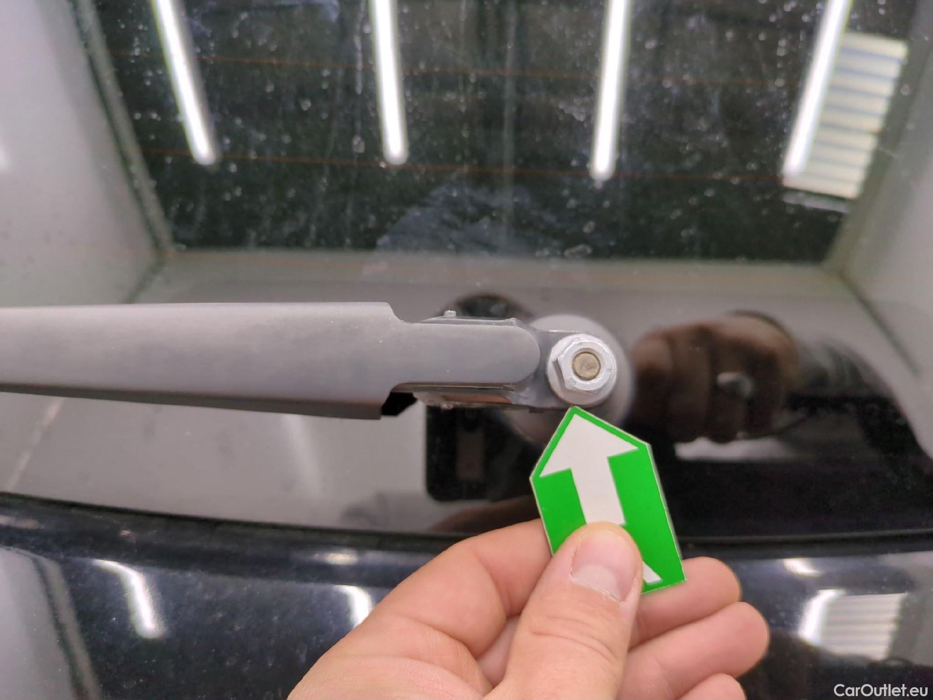  Opel   Grandland X OPEL / 2017 / 5P / SUV 1.6 HYBRID4 300 ELEGANCE BUSINESAUTO 4x4 #6