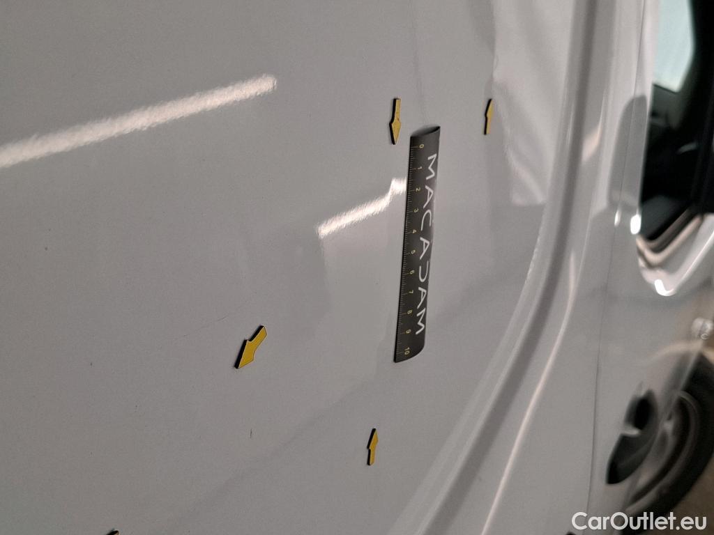  Citroen  Berlingo CITROEN  Van / 2018 / 4P / Fourgonnette M 1000kg BlueHDi 130 S&S EAT8 Club #20