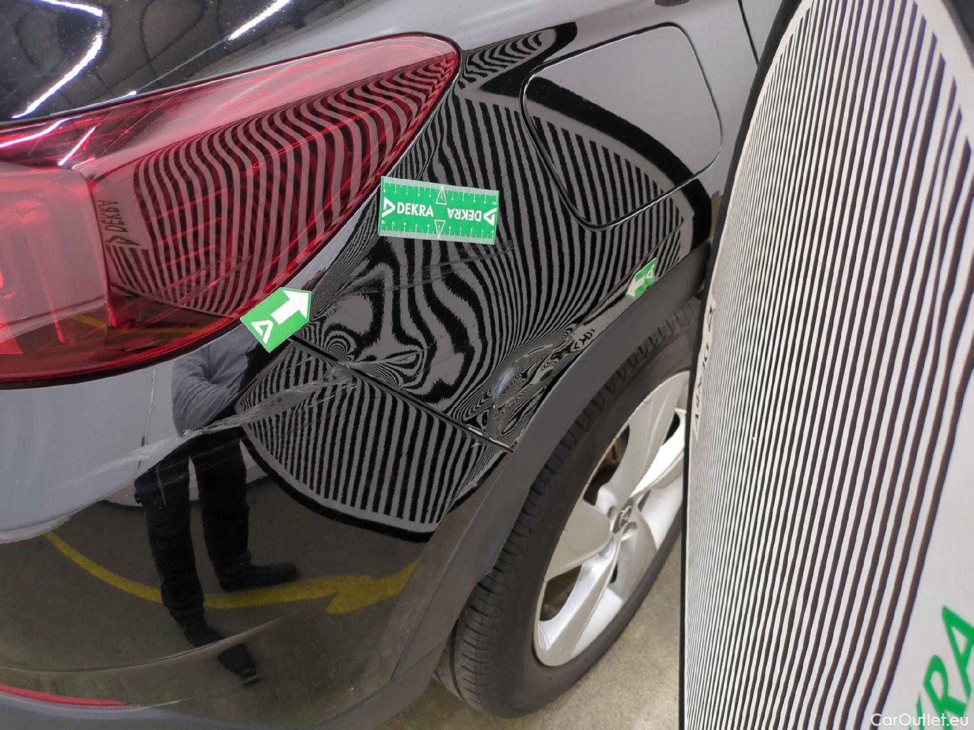  Opel   Grandland X OPEL / 2017 / 5P / SUV 1.6 HYBRID4 300 ELEGANCE BUSINESAUTO 4x4 #24