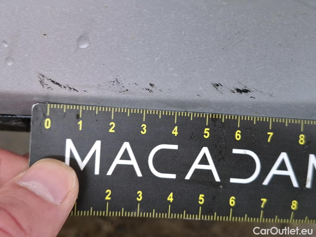  Mercedes  A-Klasse MERCEDES-BENZ Classe A Berline / 2018 / 4P / Berline A 200 d AMG Line 8G-DCT #12