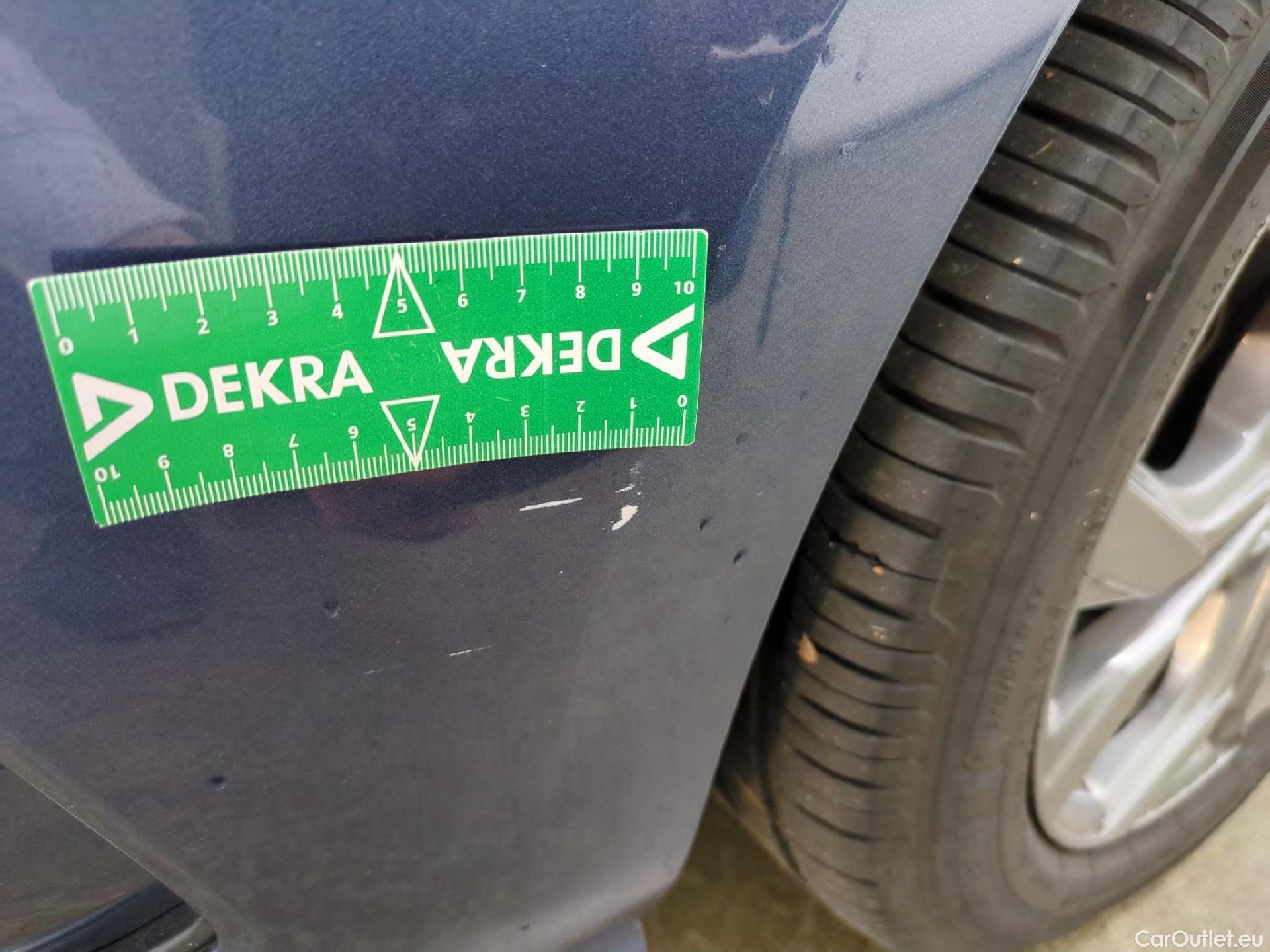  Ford  Focus  Berline ST-Line X 1.0 EcoBoost 125CV BVA7 E6d #12