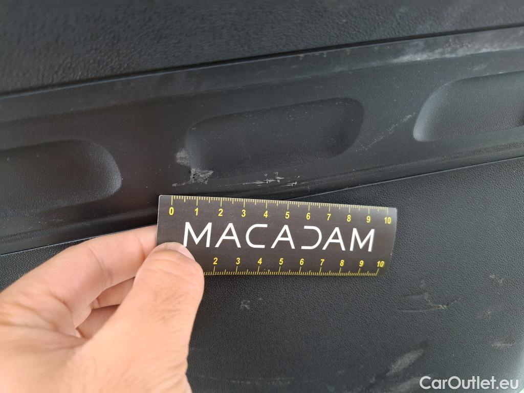  Citroen  C3  Feel Business 1.5 BlueHDI 100CV BVM6 E6d #17