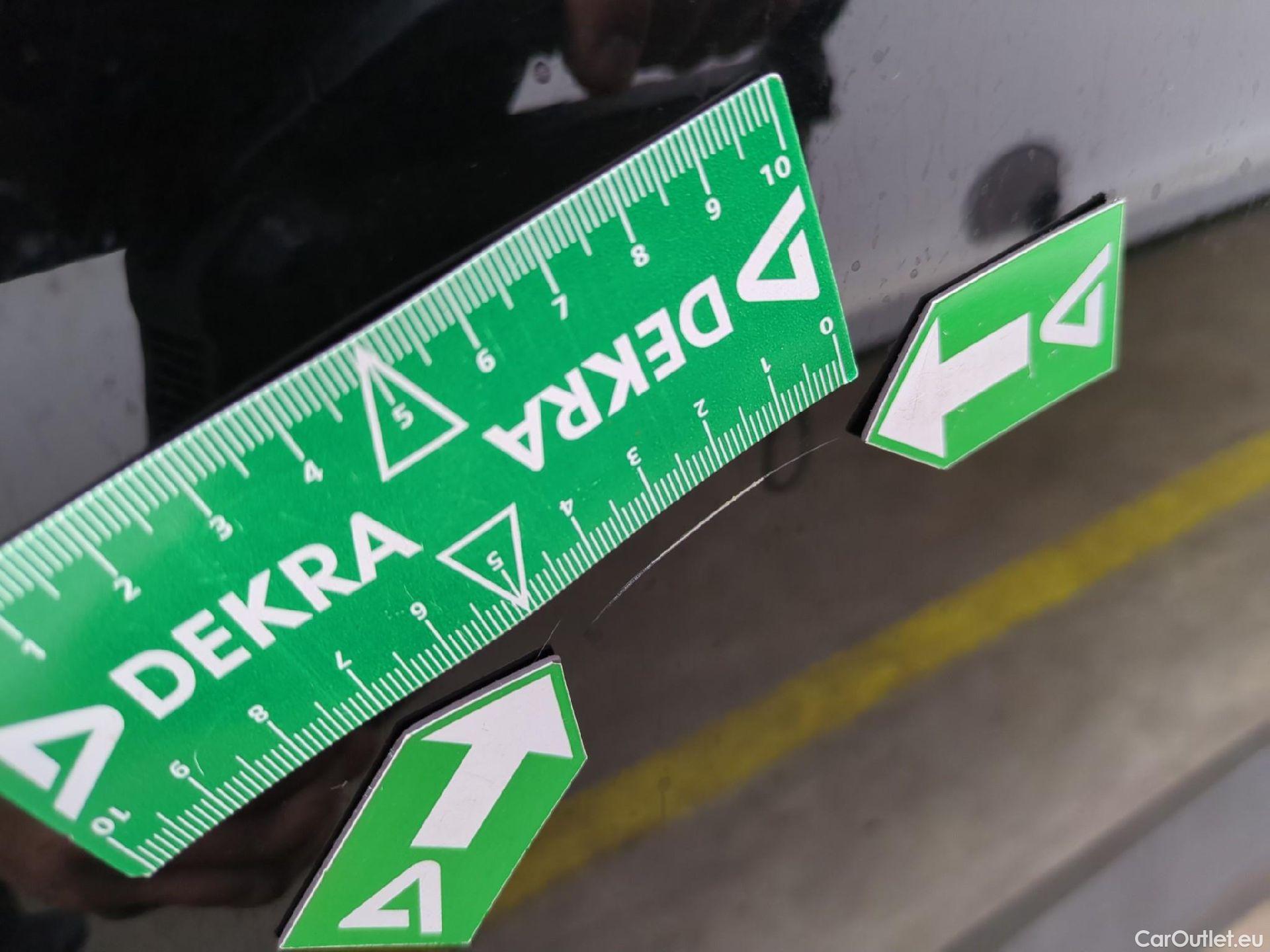  Opel   Grandland X OPEL / 2017 / 5P / SUV 1.6 HYBRID4 300 ELEGANCE BUSINESAUTO 4x4 #30