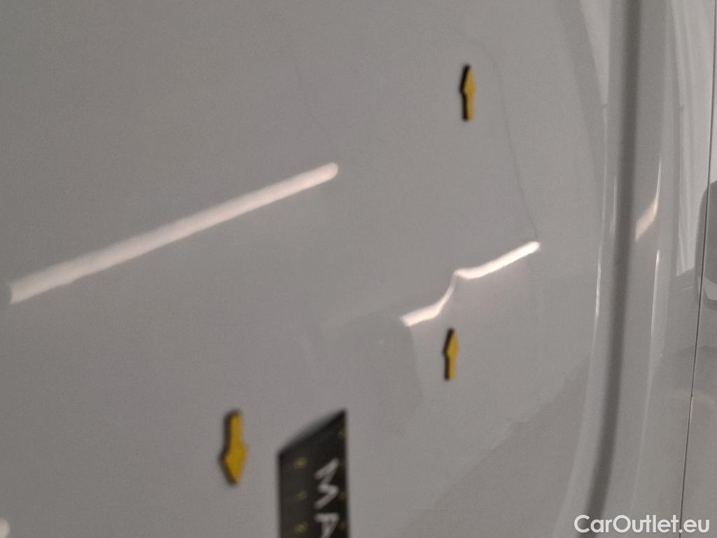  Citroen  Berlingo CITROEN  Van / 2018 / 4P / Fourgonnette M 1000kg BlueHDi 130 S&S EAT8 Club #22