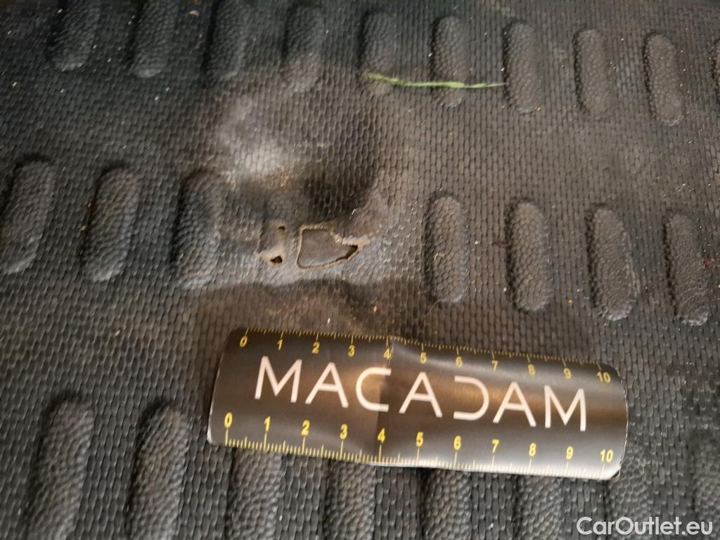  Citroen  Berlingo CITROEN  Van / 2018 / 4P / Fourgonnette M 1000kg BlueHDi 130 S&S EAT8 Club #41