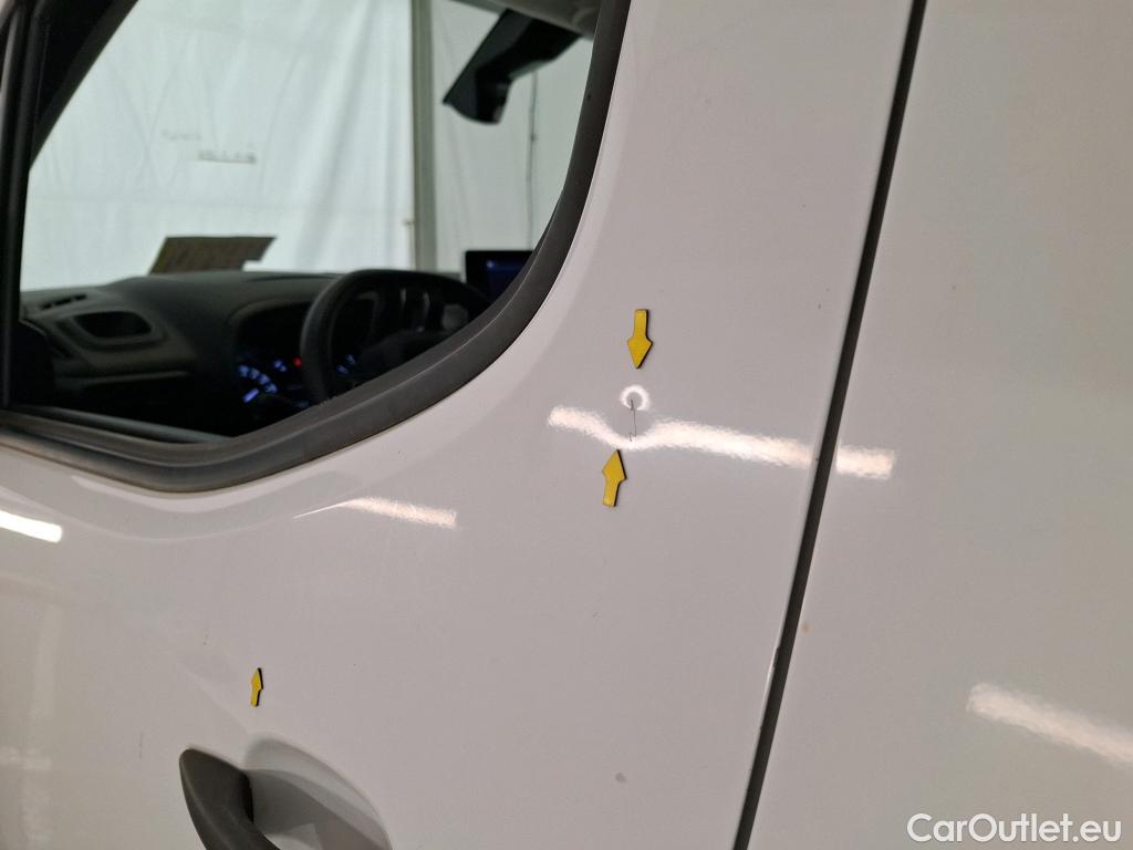  Citroen  Berlingo CITROEN  Van / 2018 / 4P / Fourgonnette M 1000kg BlueHDi 130 S&S EAT8 Club #15