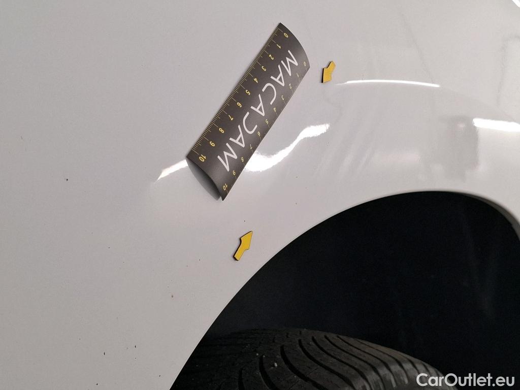  Citroen  Berlingo CITROEN  Van / 2018 / 4P / Fourgonnette M 1000kg BlueHDi 130 S&S EAT8 Club #9