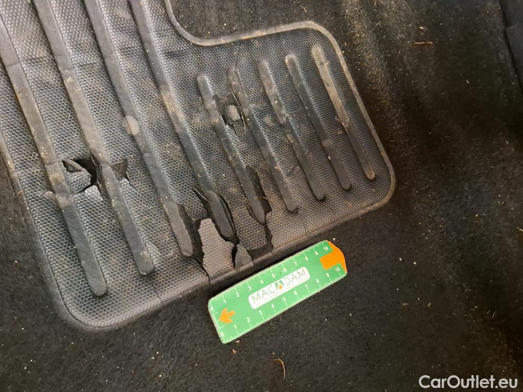  Citroen  C3  Societe Confort 1.6 BlueHDI 75CV BVM5 E6 #33