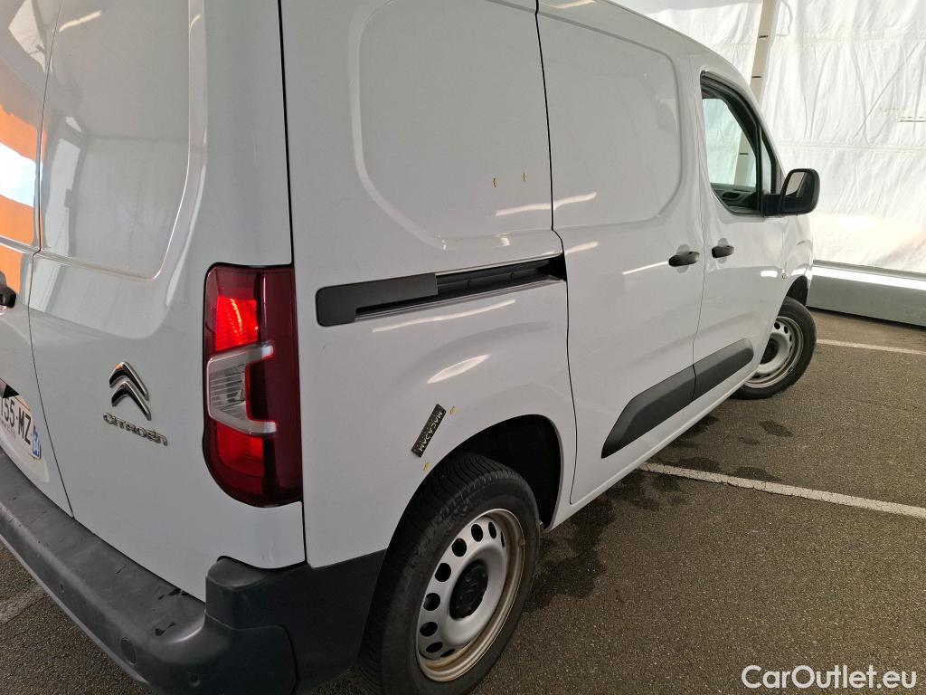  Citroen  Berlingo CITROEN  Van / 2018 / 4P / Fourgonnette M 1000kg BlueHDi 130 S&S EAT8 Club #8