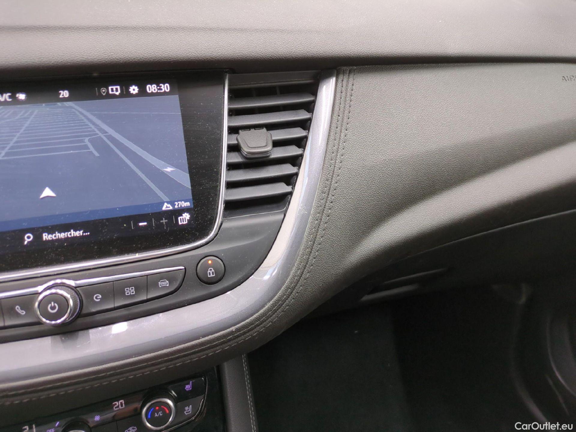  Opel   Grandland X OPEL / 2017 / 5P / SUV 1.6 HYBRID4 300 ELEGANCE BUSINESAUTO 4x4 #1