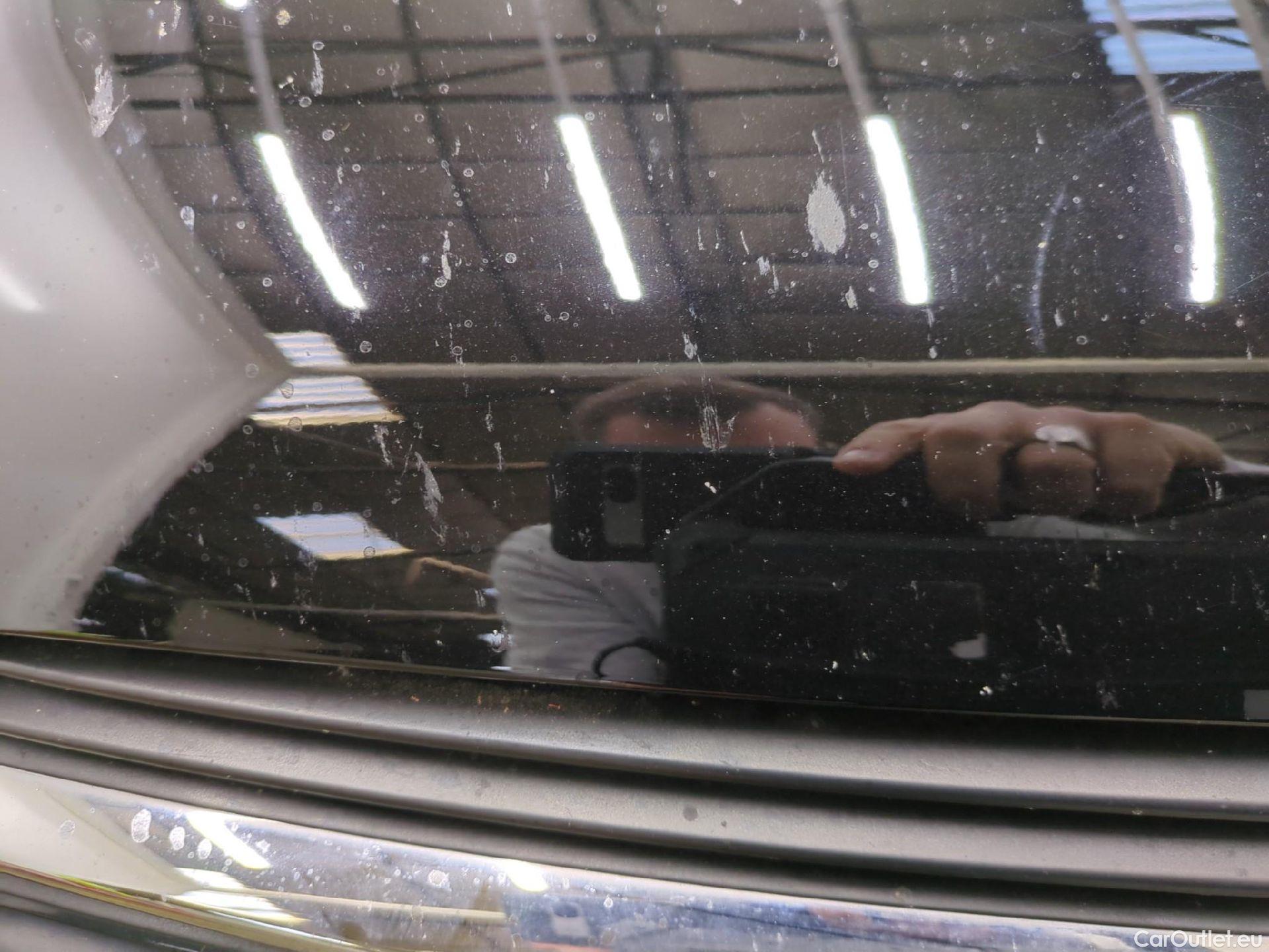  Opel   Grandland X OPEL / 2017 / 5P / SUV 1.6 HYBRID4 300 ELEGANCE BUSINESAUTO 4x4 #48