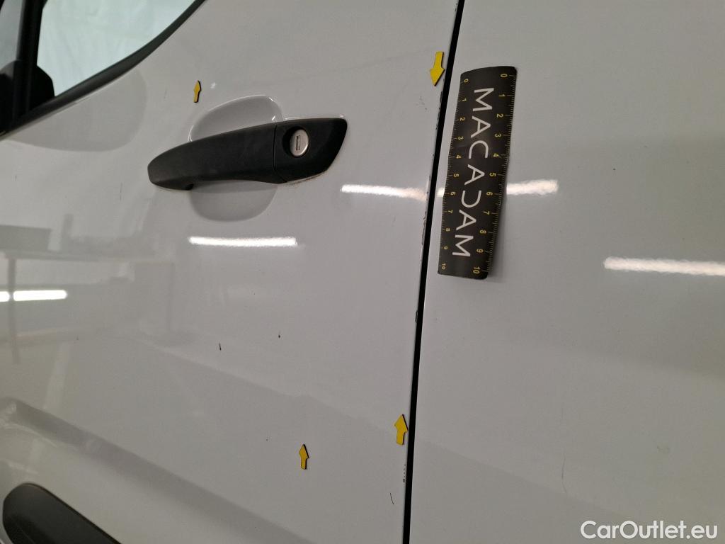  Citroen  Berlingo CITROEN  Van / 2018 / 4P / Fourgonnette M 1000kg BlueHDi 130 S&S EAT8 Club #13