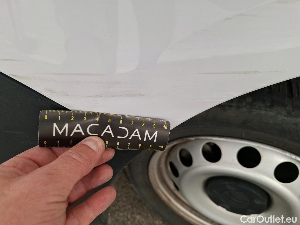  Citroen  Berlingo CITROEN  Van / 2018 / 4P / Fourgonnette M 1000kg BlueHDi 130 S&S EAT8 Club #58