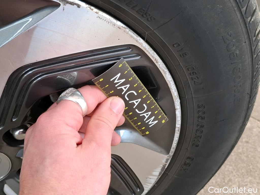  Hyundai  Konna Kona Business Hybrid 2WD 1.6 GDI 140CV BVA6 E6dT #31