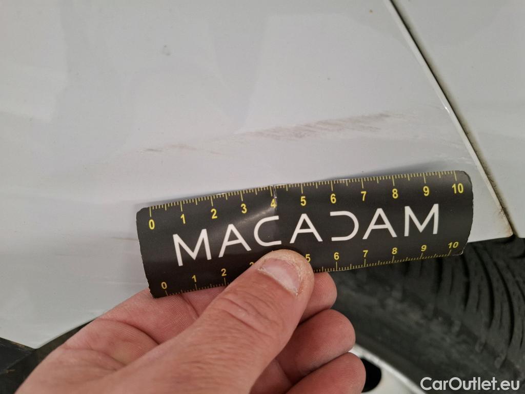  Citroen  Berlingo CITROEN  Van / 2018 / 4P / Fourgonnette M 1000kg BlueHDi 130 S&S EAT8 Club #57