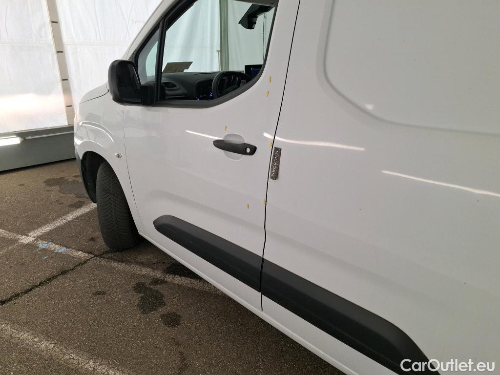  Citroen  Berlingo CITROEN  Van / 2018 / 4P / Fourgonnette M 1000kg BlueHDi 130 S&S EAT8 Club #12