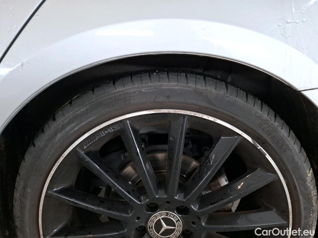  Mercedes  A-Klasse MERCEDES-BENZ Classe A Berline / 2018 / 4P / Berline A 200 d AMG Line 8G-DCT #38