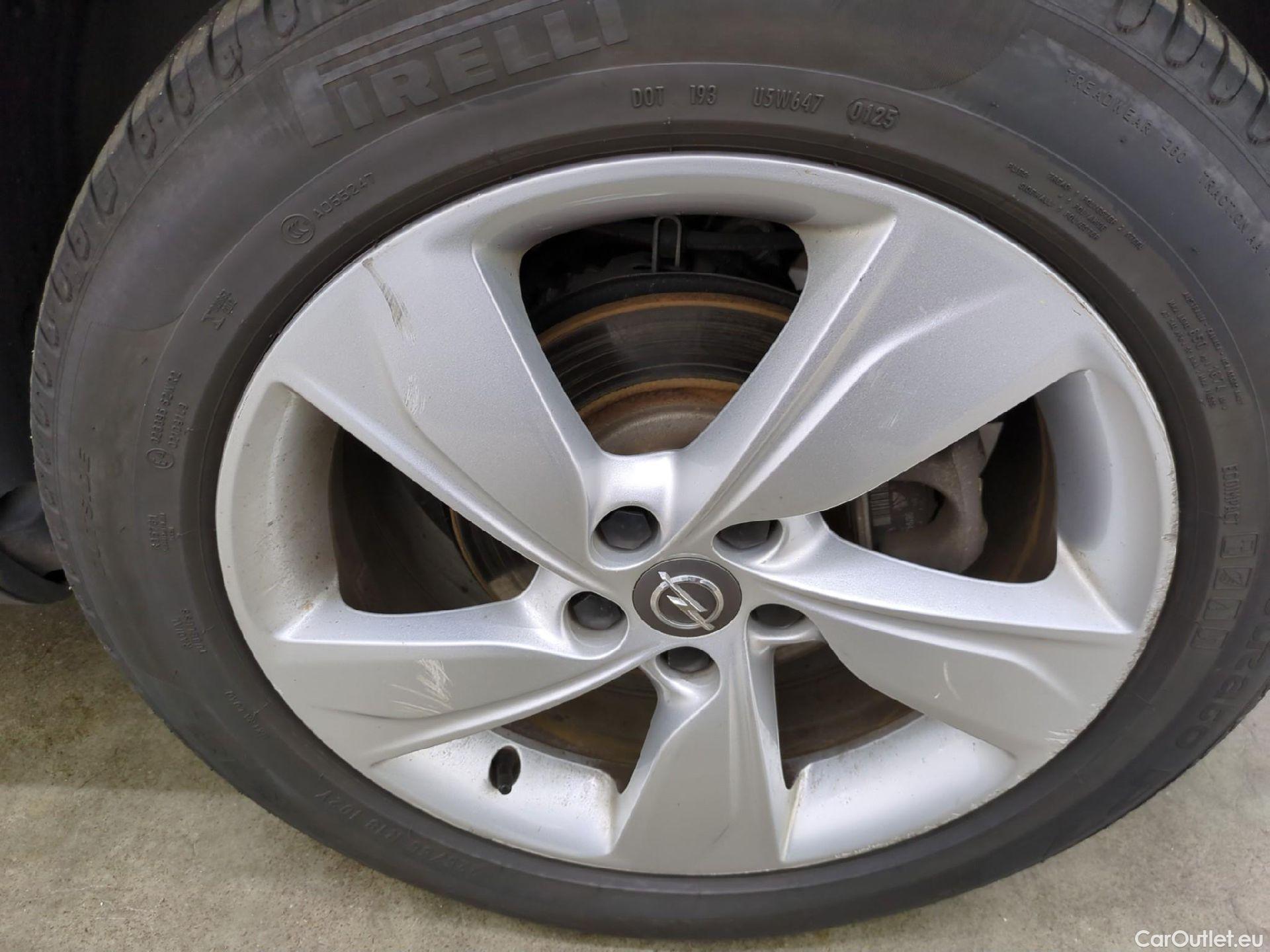  Opel   Grandland X OPEL / 2017 / 5P / SUV 1.6 HYBRID4 300 ELEGANCE BUSINESAUTO 4x4 #20