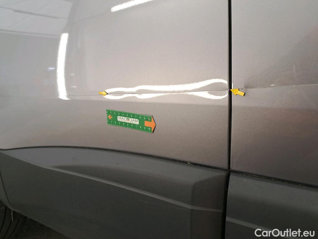  Peugeot  3008  Active Business 1.5 HDi 130CV BVA8 E6d #2